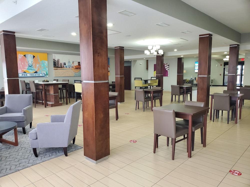Best Western St. Louis Airport North Hotel & Suites Hazelwood Eksteriør billede