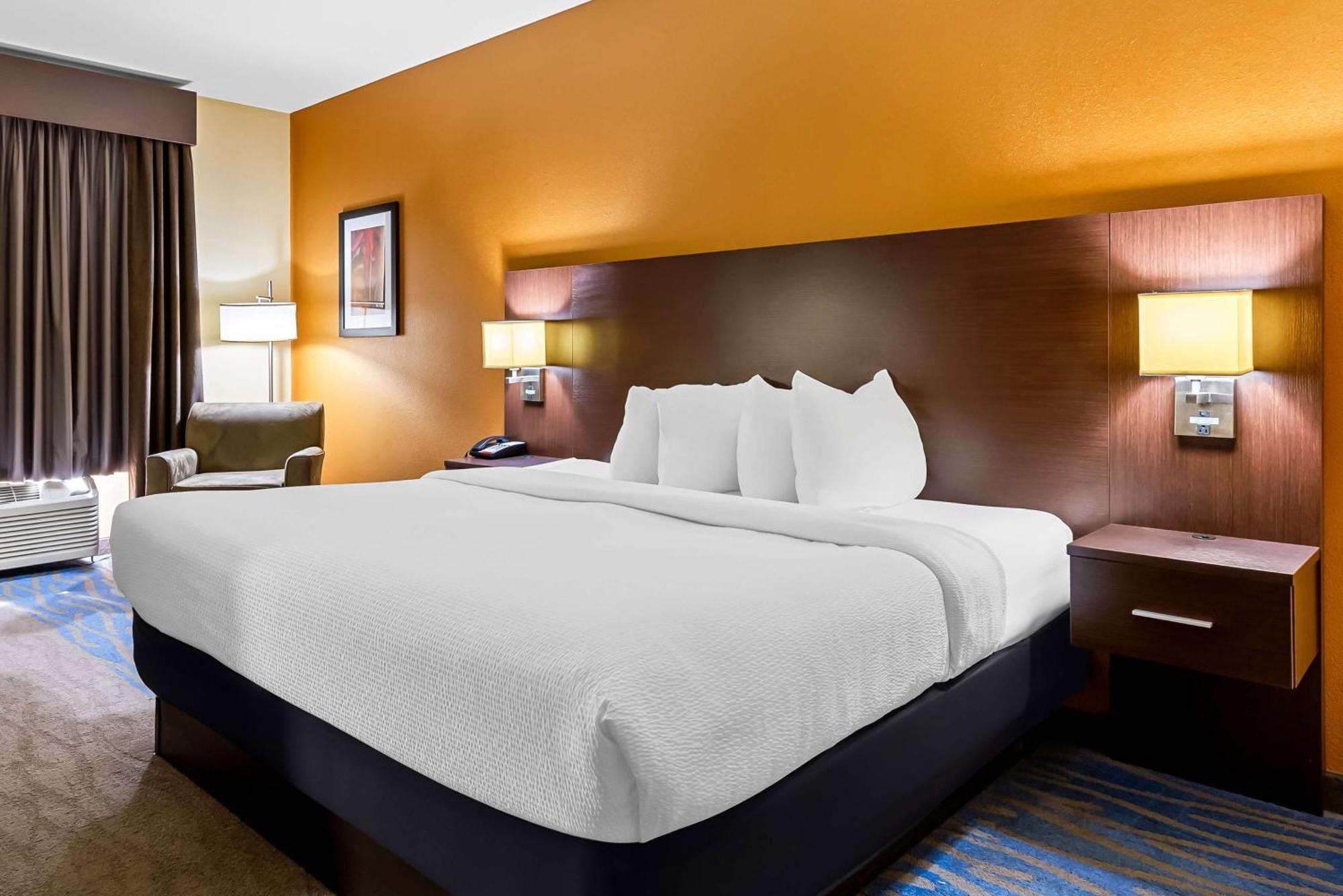 Best Western St. Louis Airport North Hotel & Suites Hazelwood Eksteriør billede