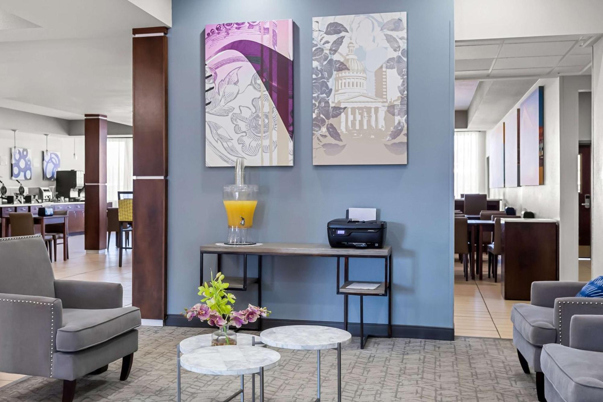 Best Western St. Louis Airport North Hotel & Suites Hazelwood Eksteriør billede