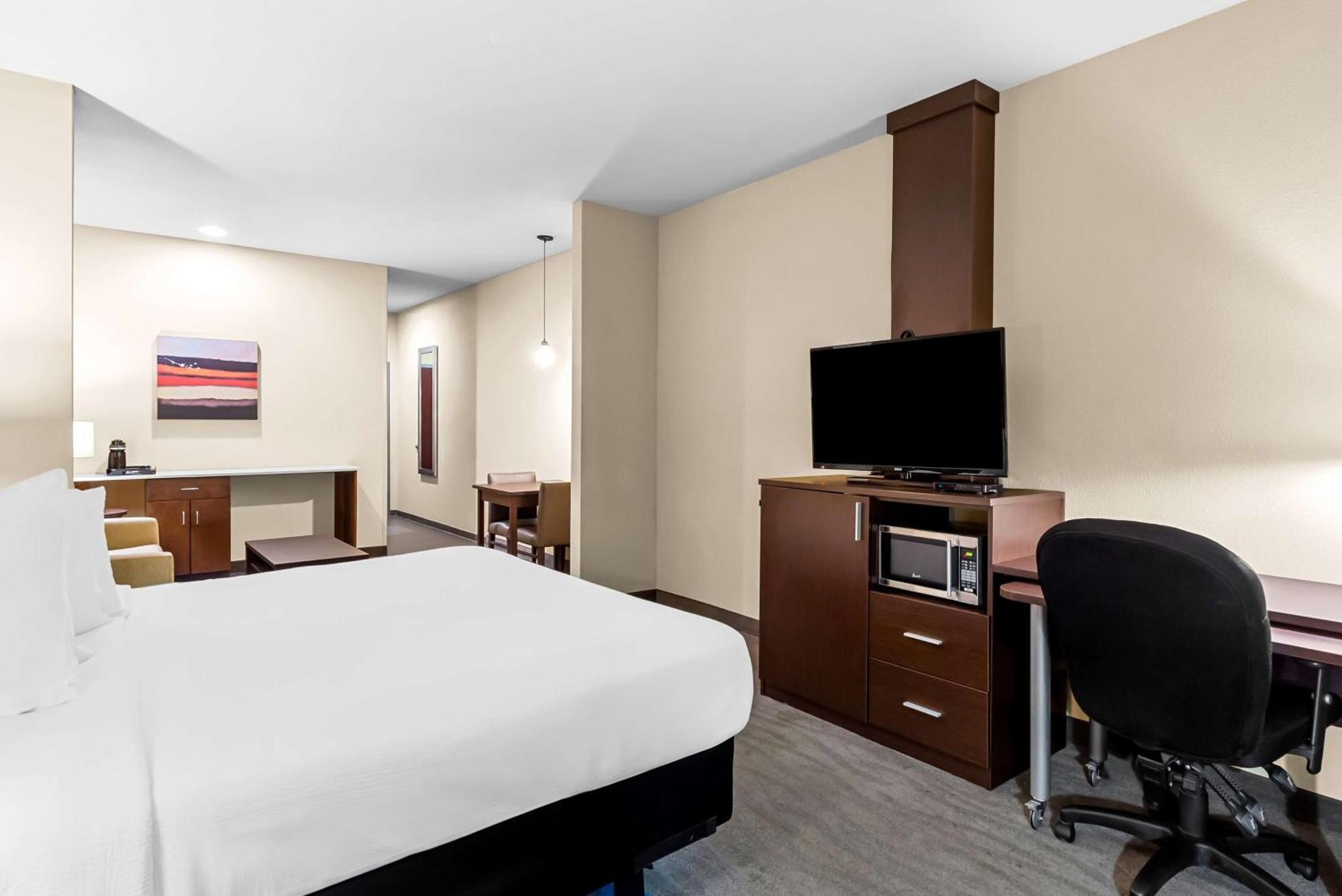 Best Western St. Louis Airport North Hotel & Suites Hazelwood Eksteriør billede