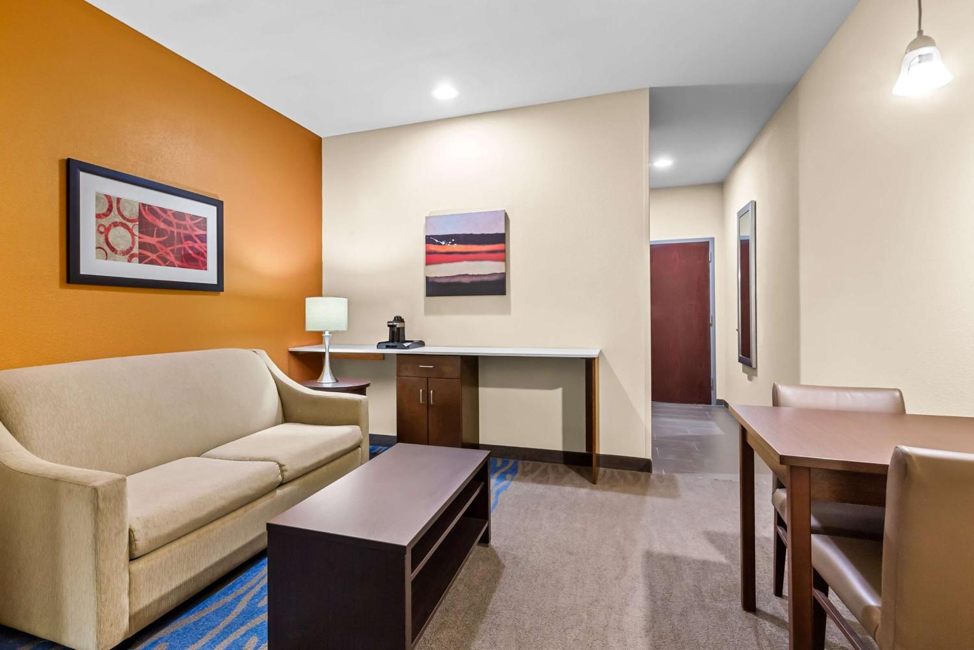 Best Western St. Louis Airport North Hotel & Suites Hazelwood Eksteriør billede