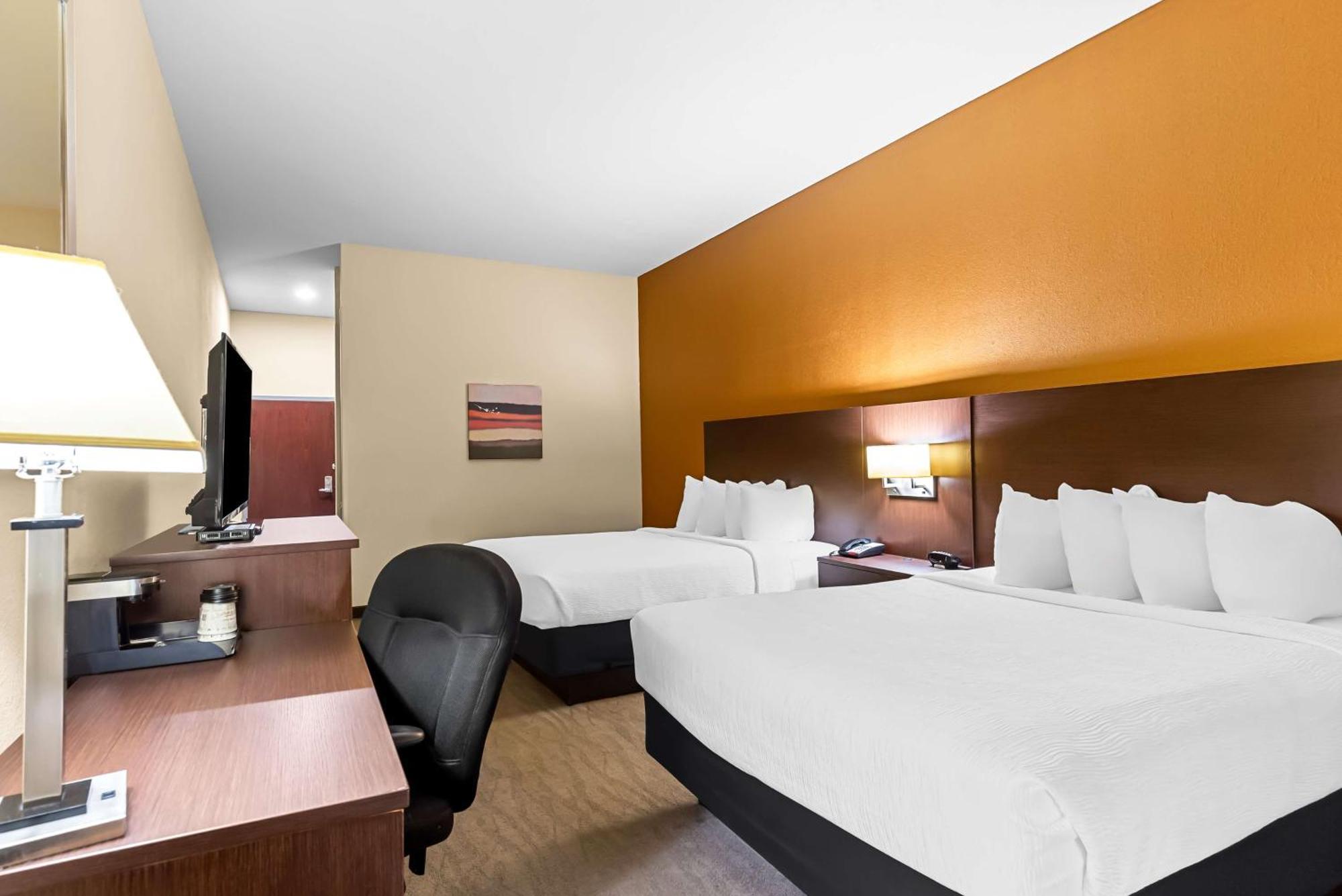 Best Western St. Louis Airport North Hotel & Suites Hazelwood Eksteriør billede