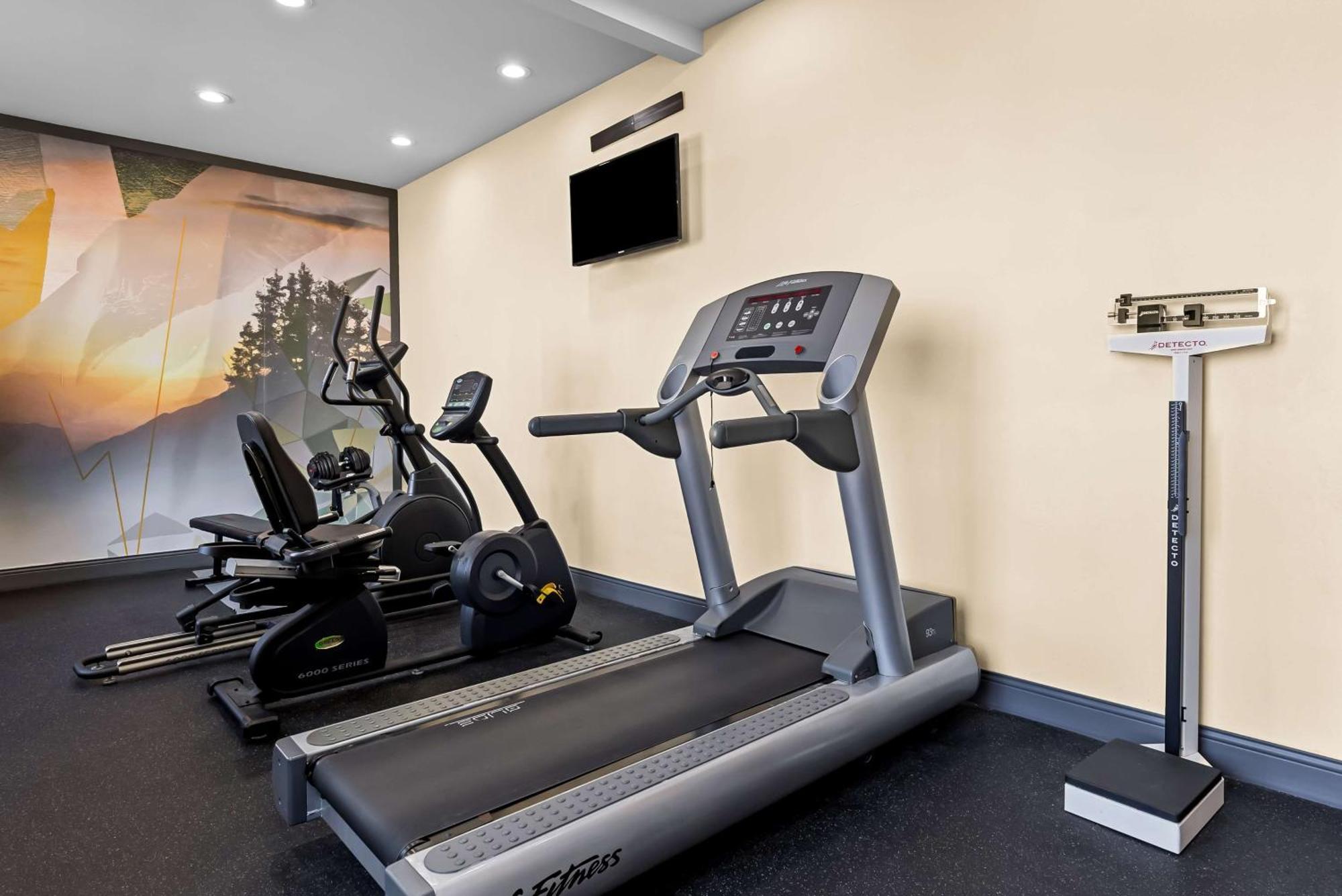 Best Western St. Louis Airport North Hotel & Suites Hazelwood Eksteriør billede
