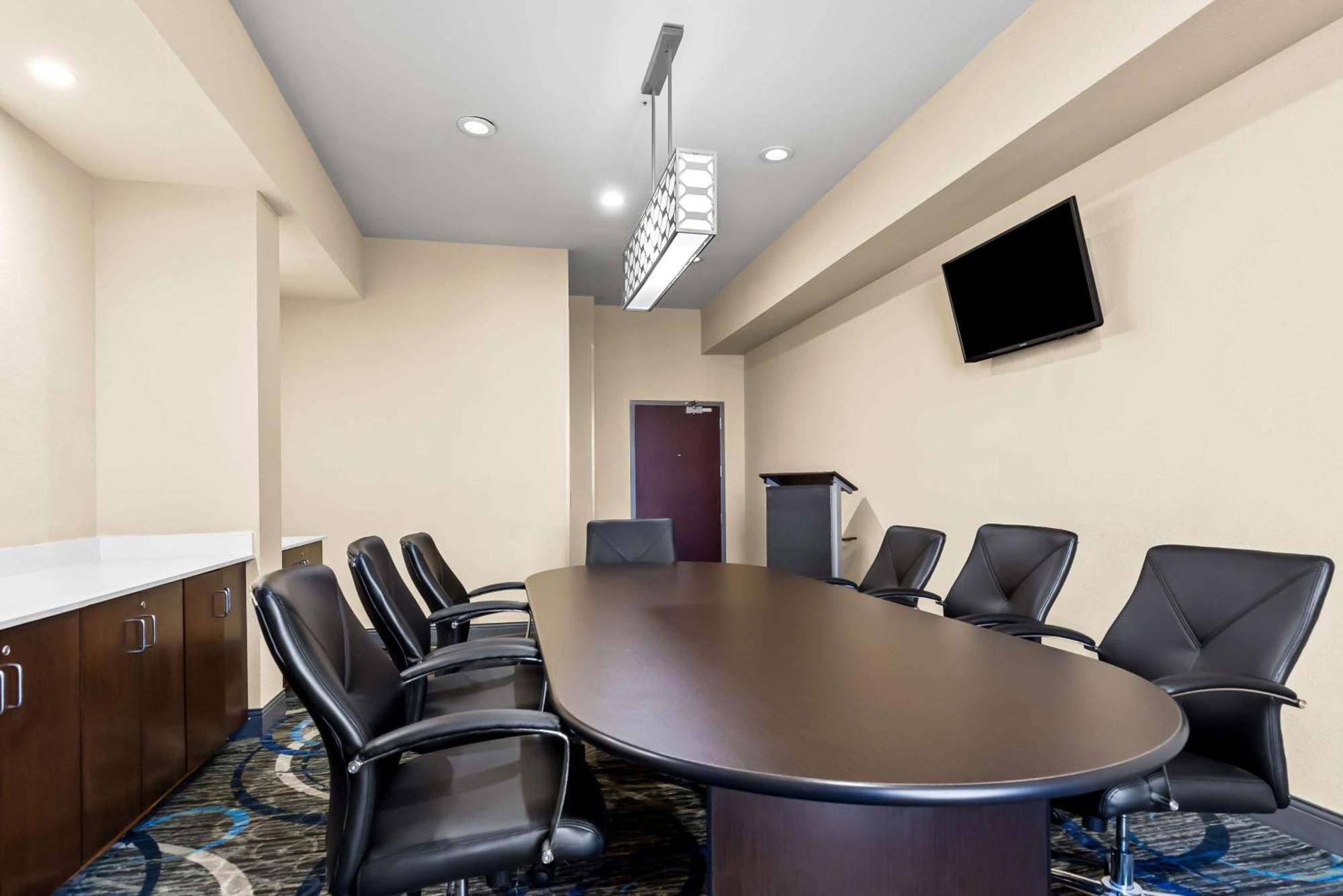 Best Western St. Louis Airport North Hotel & Suites Hazelwood Eksteriør billede