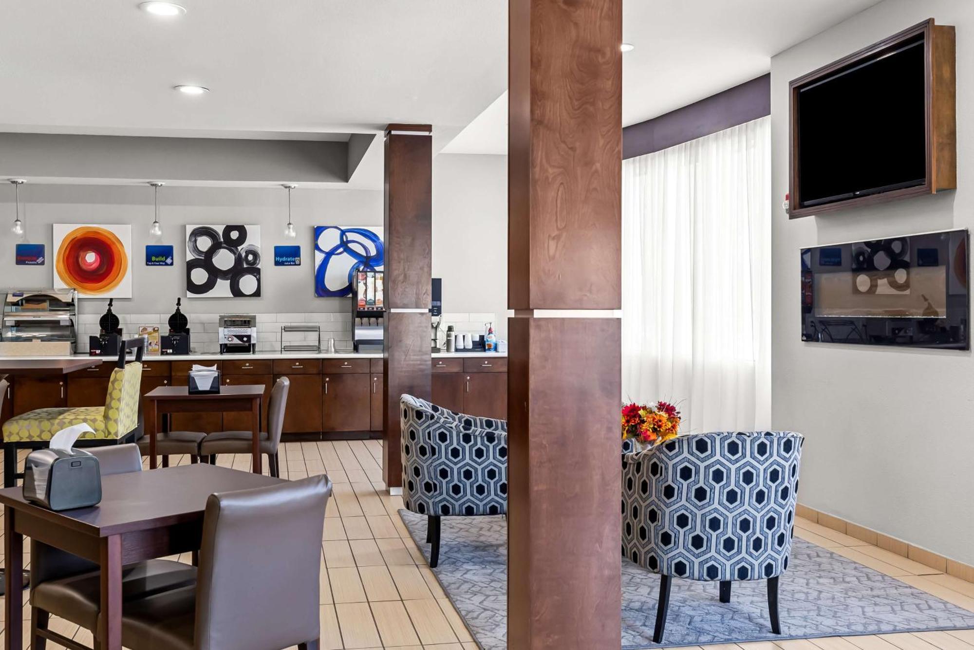 Best Western St. Louis Airport North Hotel & Suites Hazelwood Eksteriør billede